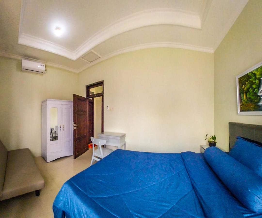 Gated 3Br Residence - 10 Mins From Malioboro Yogyakarta Exterior photo