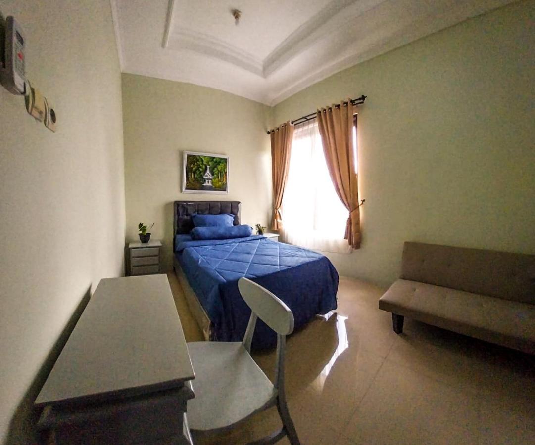 Gated 3Br Residence - 10 Mins From Malioboro Yogyakarta Exterior photo